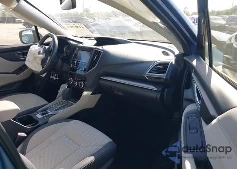 2024 Subaru Forester Premium z USA, uszkodzony, nr VIN JF2SKADC1RH466503